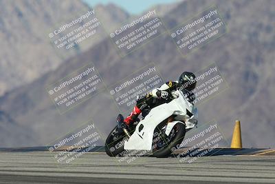 media/Dec-04-2025-Racers Edge (Thu) [[5ebc9f124d]]/3-B Group/6-Session 4 (Turn 9)/